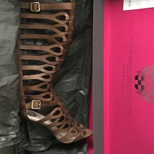 Vince Camuto gladiator heels, size 10